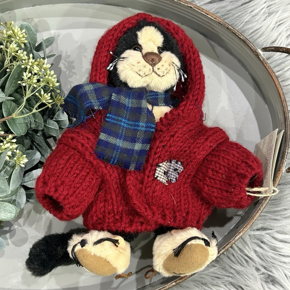 Cottage Collectibles By Ganz "Slippers" Adorably Designed Posable Bear